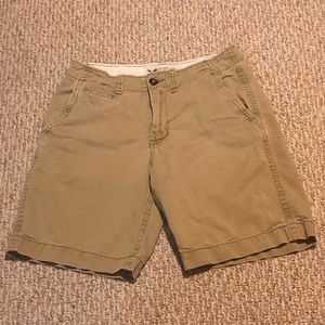 MEN’S AE FLAT FACED SHORTS